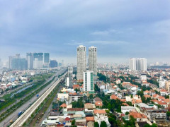"Các công ty lớn Việt Nam nên từ bỏ bất động sản"
