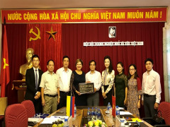 Hiệp hội Doanh nghiệp nhỏ và vừa Việt Nam tiếp đón Đại sứ quán Colombia