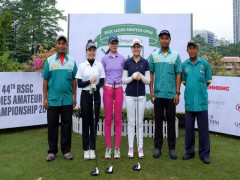 Ba VĐV nữ đoàn Việt Nam giành Á quân tại giải golf nghiệp dư hàng đầu Malaysia