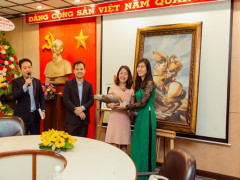 Công ty TNHH Ngọc Việt khai trương tranh đá quý và công bố Quỹ từ thiện “Tâm yêu thương”