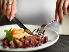 Bạn đã thật sự biết cách dùng bữa tối tại các nhà hàng sang trọng?