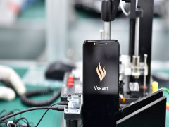 Vingroup ra mắt điện thoại thông minh VSMART