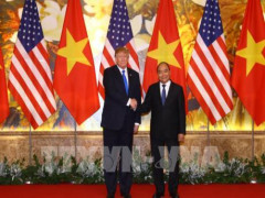Thủ tướng Nguyễn Xuân Phúc hội kiến Tổng thống Hoa Kỳ Donald Trump