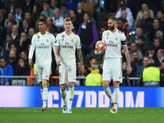 Real Madrid thảm bại ở Champions League: Có một vị vua vừa băng hà