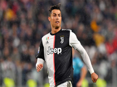 Ronaldo chỉ về thứ tư trong cuộc đua ghi bàn ở Serie A