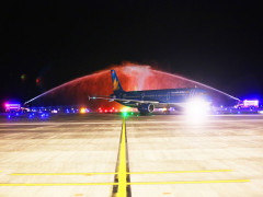 Cảng hàng không Quốc tế Vân Đồn (Quảng Ninh) đón chuyến bay đầu tiên từ Hàn Quốc