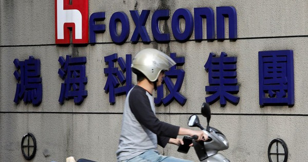 Dù chưa dời nhà máy iPhone ra khỏi Trung Quốc, Foxconn đã thu về gần 3 tỷ USD mỗi năm từ Việt Nam