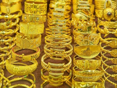 Thương chiến Mỹ - Trung khiến lực tiêu thụ vàng toàn cầu tăng