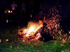 Phong tục nhảy lửa của người Dao Đỏ ở Hà Giang