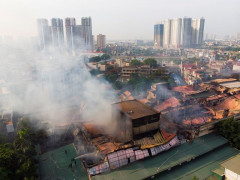 Vụ cháy Công ty Rạng Đông gây nguy cơ nhiễm độc như thế nào?