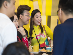 Doanh nhân Đỗ Thị Hoa được cộng đồng doanh nhân Netviet tổ chức sinh nhật tại Singapo