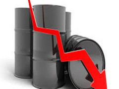 Thị trường ngày 7/11: Giá dầu giảm, vàng tăng do lo lắng về thỏa thuận thương mại, cà phê cao nhất 3