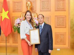 Mỹ phẩm Đông Anh vinh dự được tiếp kiến Thủ tướng Nguyễn Xuân Phúc