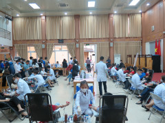 Công đoàn  BHXH Việt Nam tổ chức chương trình  tình nguyện “Hiến máu an toàn -  - đừng ngại Covid"