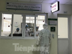 Hai bệnh nhân mắc Covid -19 ở Việt Nam phải thở máy, chuyên gia hội chẩn gấp