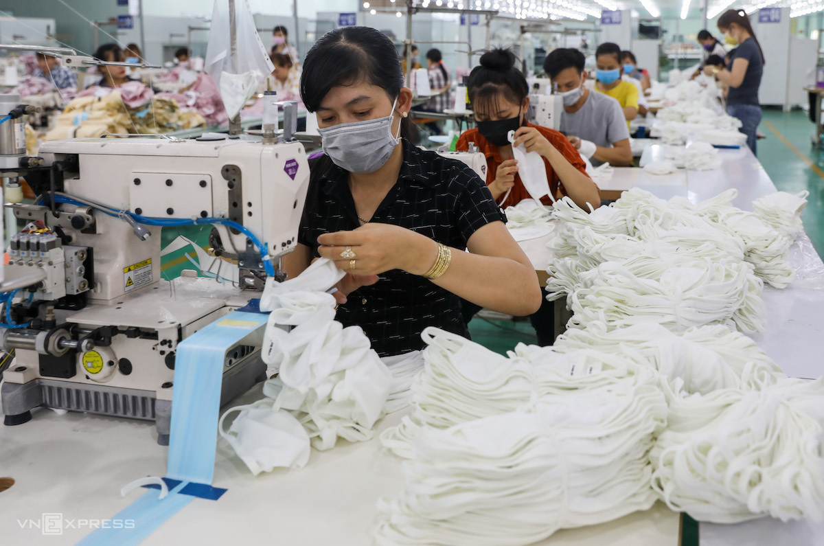 Một số doanh nghiệp của EU, Mỹ ngưng nhập hàng dệt may Việt Nam