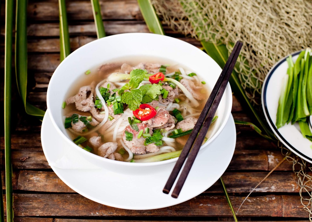 Gỏi cuốn, phở và 9 món ăn châu Á vào top ngon nhất thế giới