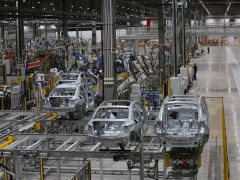 Công nghiệp ô tô: Vững bước từ nội lực