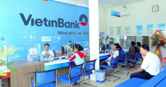 Bloomberg: Manulife muốn có thỏa thuận bancassurance với VietinBank, có thể phải chi vài trăm triệu