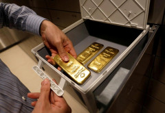 UBS: 'Hãy mua vàng ngay bây giờ'