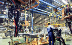 Sản xuất công nghiệp phục hồi tăng trưởng
