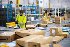 Amazon chia sẻ kinh nghiệm bán hàng đến DNNVV Việt Nam