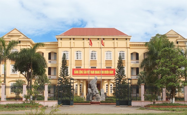 Trụ sở UBND huyện Vĩnh Tường