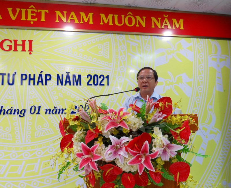 Phó Chủ tịch UBND tỉnh Nguyễn Đức Chín phát biểu tại Hội nghị