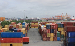 Xử lý nghiêm hành vi vi phạm trong việc tăng giá thuê tàu và container