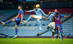 Giành chiến thắng 4-0 trong cuộc tiếp đón Crystal Palace, Man City đe dọa ngôi đầu của Man Utd