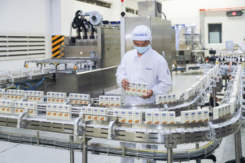 Dây chuyền sản xuất sữa hạt xuất khẩu hiện đại tại nhà máy của Vinamilk có thể đáp ứng được các tiêu chuẩn của nhiều nước như Singapore, Hàn Quốc, Trung Quốc…