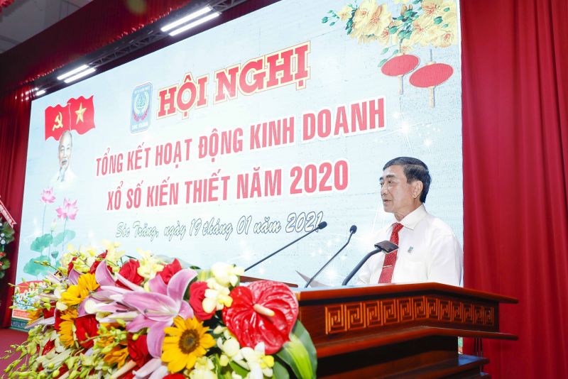 Ông Lê Văn Khanh – Chủ tịch Công ty phát biểu tại Hội Nghị