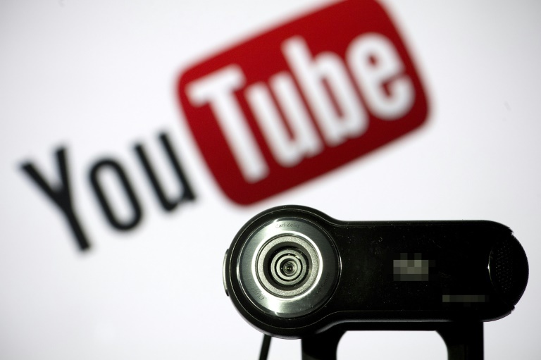 Các hoạt động kiếm thu nhập trên nền tảng công nghệ như YouTube đang ngày càng gia tăng