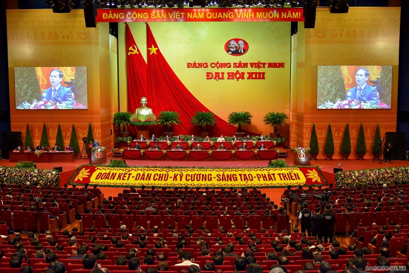 Báo điện tử Times Kuwait mới đây đã đăng bài viết về việc Việt Nam tổ chức Đại hội XIII của Đảng Cộng sản Việt Nam. Bài báo nhận định đây là một trong những sự kiện chính trị quan trọng nhất của Việt Nam trong năm 2021