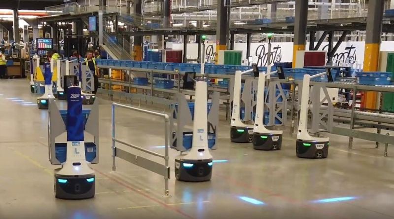 Công ty Locus có trụ sở tại Mass. sản xuất robot di động tự động. Ảnh: Forbes