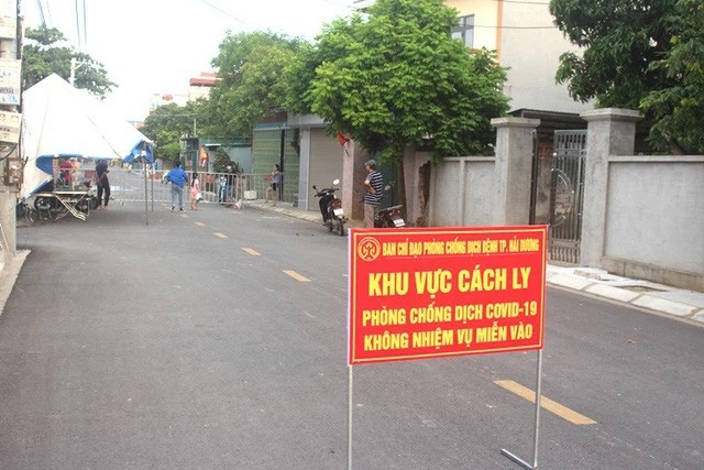 Ủy ban nhân dân thành phố Hà Nội, Tp.HCM quyết định áp dụng biện pháp giãn cách xã hội đối với một số khu vực, khu phố, địa điểm cụ thể
