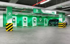 VinFast sẽ triển khai hơn 2.000 trạm sạc với hơn 40.000 cổng sạc cho xe máy điện và ô tô điện tại các bãi đỗ xe trong năm 2021