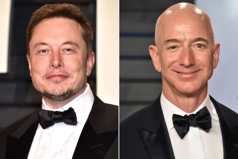 Cuộc đua song mã giữa ông chủ Amazon Jeff Bezos và Elon Musk đang rất căng thẳng khi khối tài sản của 2 tỷ phú liên tục thay đổi nhanh chóng.