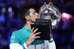 Novak Djokovic lần thứ 9 vô địch Australian Open 2021