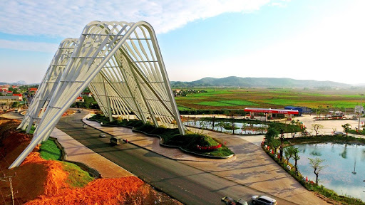 Cổng chào tỉnh Quảng Ninh