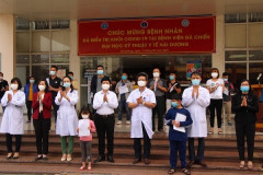 Ngày Thầy thuốc Việt Nam: Dồn dập tin vui đến từ những vùng dịch Covid-19