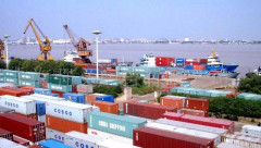 Xuất nhập khẩu hàng hóa Việt Nam đạt hơn 97 tỷ USD trong 2 tháng đầu năm
