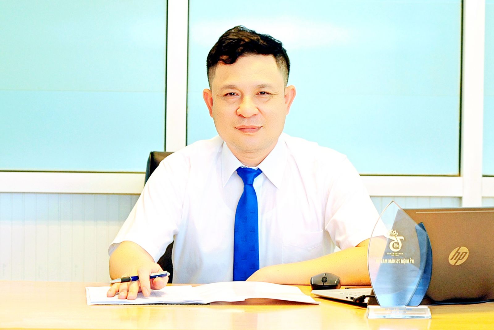 Ông Võ Xuân Trung, Bí thư Đảng ủy, Giám đốc Xí nghiệp May Hà Quảng