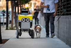 Uber ra mắt robot giao hàng với tên gọi Serve Robotics