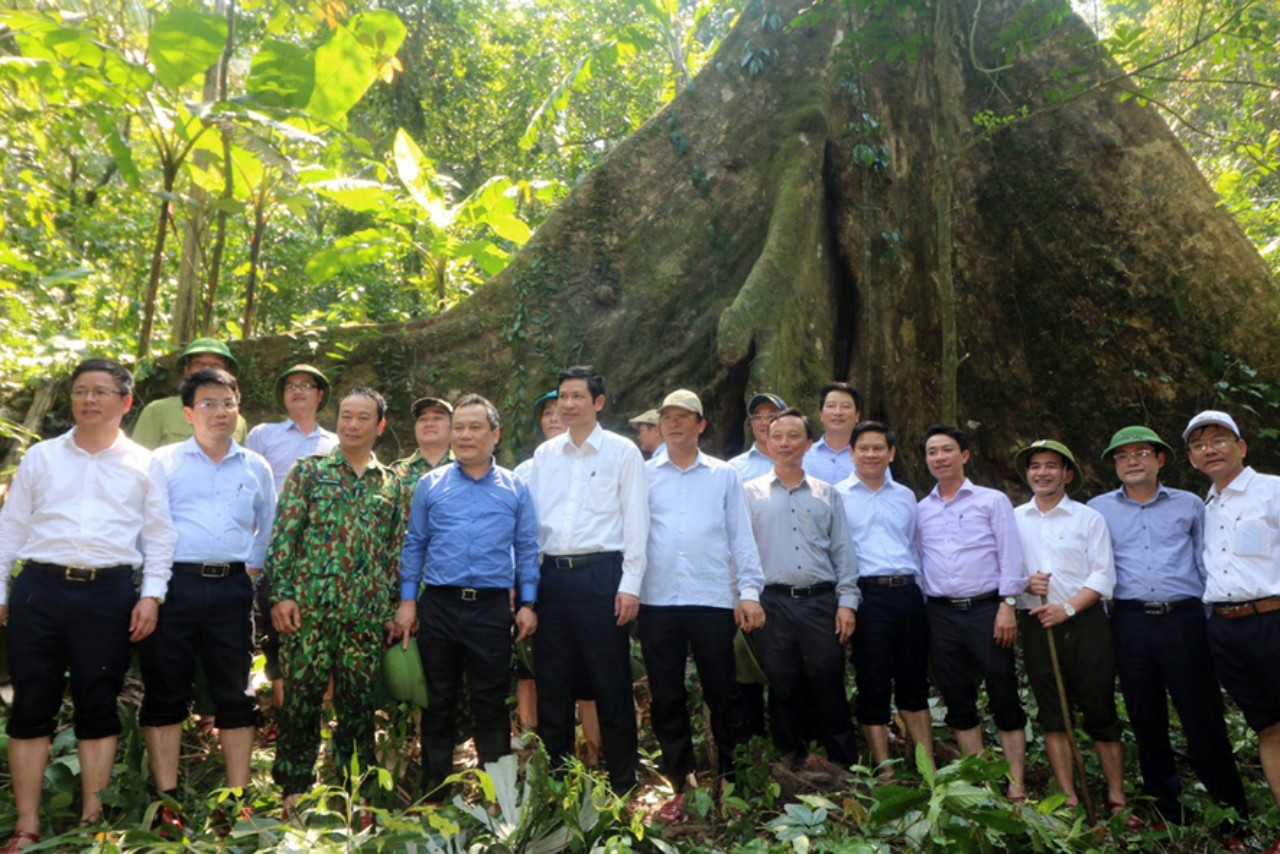 Đoàn công tác của Tỉnh ủy - UBND tỉnh Quảng Bình đến thăm và làm việc với BQL Khu dự trữ thiên nhiên Động Châu - Khe Nước Trong