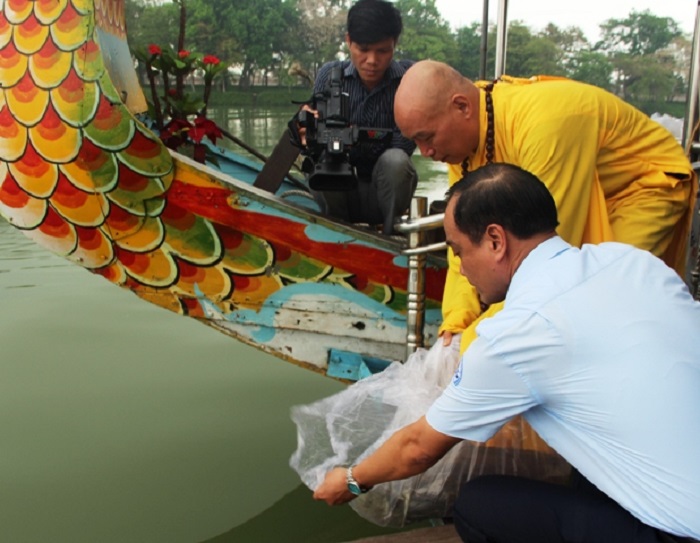 Hoạt động thường niên nhằm bảo vệ nguồn lợi thủy sản của tỉnh Thừa Thiên Huế Ảnh tư liệu