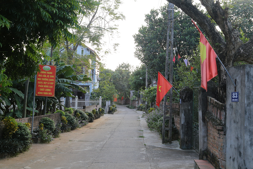 Giao thông nông thôn thuộc khú 1, xã Dân Quyền, huyện Tam Nông (Phú Thọ)