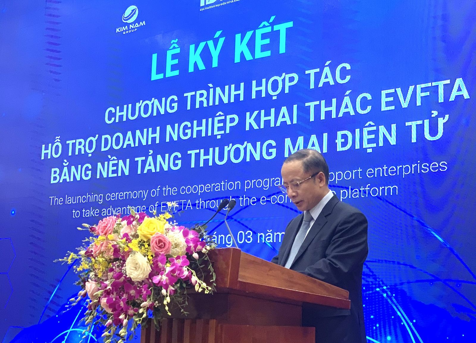 TS Nguyễn Văn Thân- Chủ tịch Hiệp hội Doanh nghiệp nhỏ và vừa Việt Nam đánh giá rất cao chương trình hợp tác giữa các đơn vị để ra mắt sàn thương mại điện tử "Make in Vietnam".