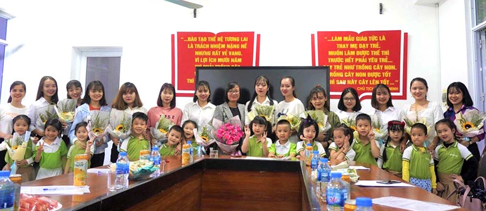 Sinh viên Đại học Hùng Vương làm việc tại hệ thống giáo dục Green School.