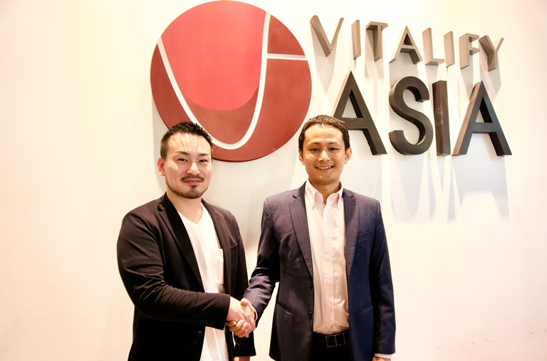 Đại diện công ty Startialab - Ông Sugamiya Michiharu 
và đại diện công ty Vitalify Asia - Ông Ishiguro Kentaro